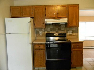 30 Redfern St, North Providence, RI 02911 - photo 5