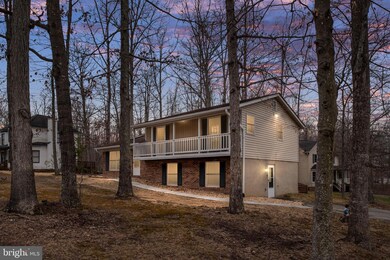 10704 Whiperwhill Ct, Spotsylvania, VA 22553 - photo 2