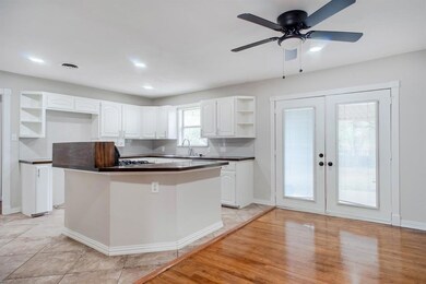 913 Brown Trail, Bedford, TX 76022 - photo 7