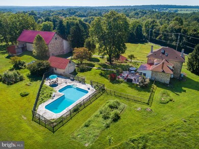 341 Fairview Rd, Glenmoore, PA 19343 - photo 2