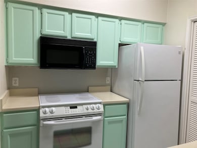 6500 Harbor Town Dr unit 3107, Houston, TX 77036 - photo 4