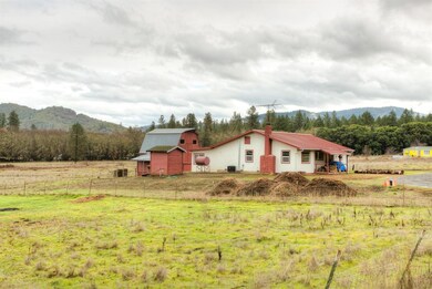 6666 Cypress Dr, Central Point, OR 97502 - photo 4