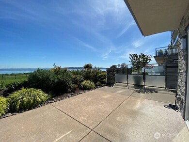 Wrap around 700 Sq' patio with unobstructed views!