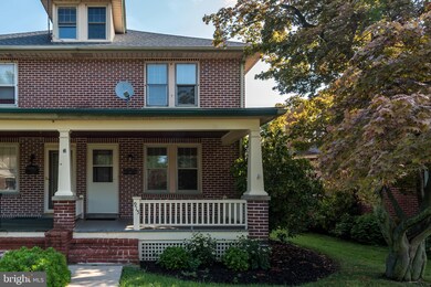 915 Columbia Ave, Lansdale, PA 19446 - photo 2