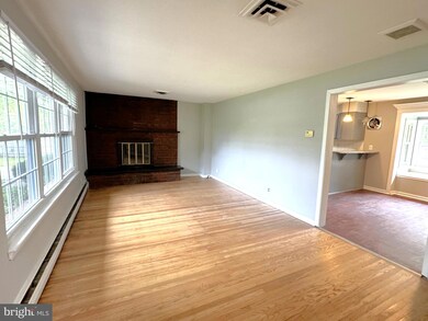 206 Highland Ave, Sewell, NJ 08080 - photo 2