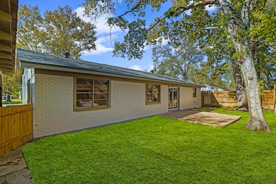 703 Austin St, Columbus, TX 78934 - photo 2