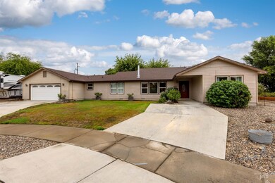 1580 W 3rd St, Weiser, ID 83672 - photo 2