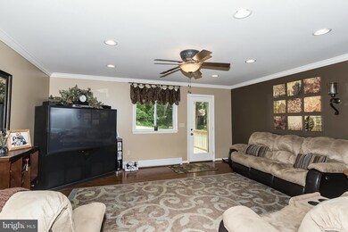 8438 Dogwood Rd, Windsor Mill, MD 21244 - photo 3