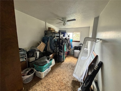 27 Highland Ave, Mc Kees Rocks, PA 15136 - photo 3