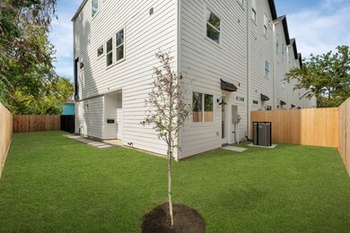 717 Janisch Rd unit H, Houston, TX 77018 - photo 5