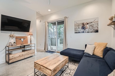 2601 Francisco St unit B, Austin, TX 78702 - photo 4