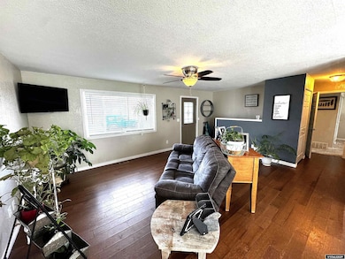 1910 E I St, Torrington, WY 82240 - photo 4