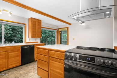 7113 SW Abalone St, South Beach, OR 97366 - photo 7