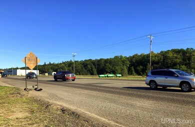 362 E Us41 M28 Hwy, Negaunee, MI 49866 - photo 4