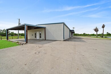 17004 Cowan Rd, Alvin, TX 77511 - photo 4