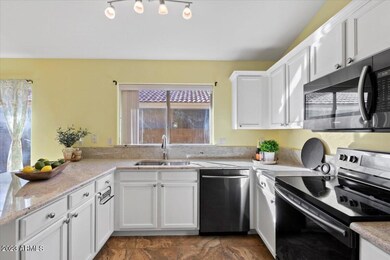 09-Kitchen