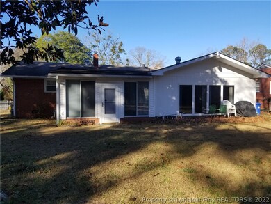 325 Richmond Dr, Fayetteville, NC 28304 - photo 2