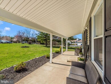 5172 Stone House Village Ct, Sykesville, MD 21784 - photo 4