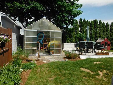 Yard/Garden.