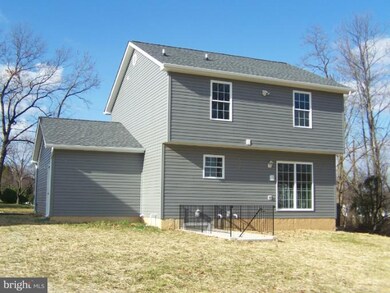 909 George Ave, Essex, MD 21221 - photo 4