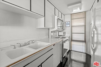 4314 Marina City Dr unit 430, Marina Del Rey, CA 90292 - photo 5