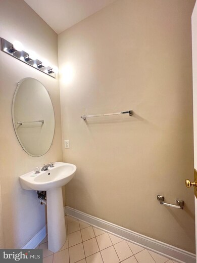 12709 York Mill Ln, Clarksburg, MD 20871 - photo 6