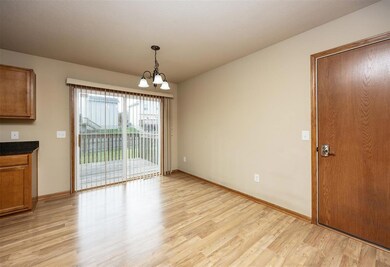 4284 Tamara Ln, West Des Moines, IA 50265 - photo 6