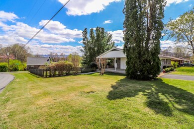 609 Southview Dr, Johnson City, TN 37601 - photo 7