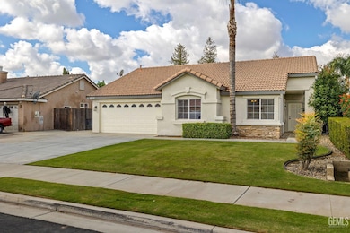 5903 Pendleton Falls Dr, Bakersfield, CA 93312 - photo 3