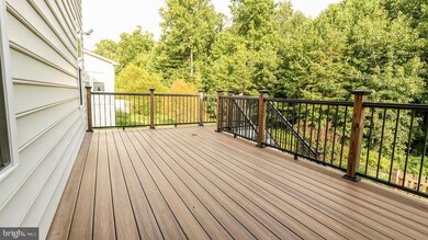 9306 Rock Lynn Cir, Waldorf, MD 20603 - photo 7