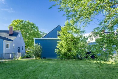 1235 Loretta Ave_3_Exterior 3