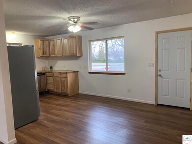 301 N Depp Ave, Sedalia, MO 65301 - photo 7
