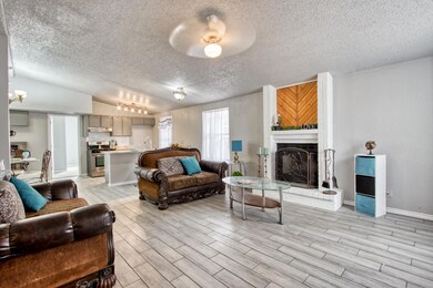 1062 Green Lilac Cir, El Paso, TX 79915 - photo 6