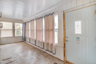 2309 S Pennsylvania Ave, Lansing, MI 48910 - photo 2