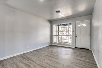 1149 Jerry Ln, Bedford, TX 76022 - photo 3