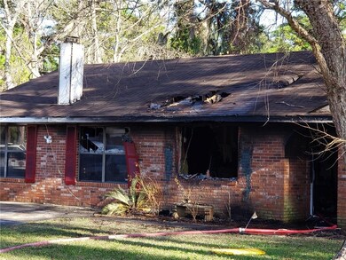 142 Bel Air Cir, Brunswick, GA 31520 - photo 2