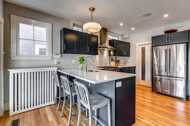 96 Harvard St, Newtonville, MA 02460 - photo 2