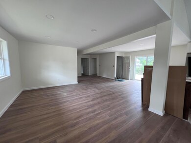 37 Clover St, Exeter, NH 03833 - photo 4