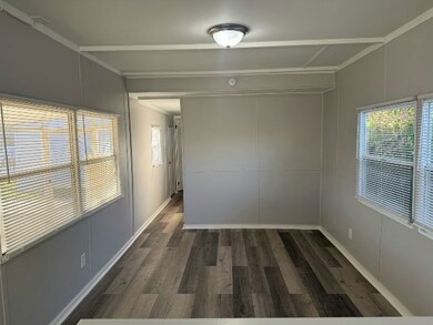 2850 New Tampa Hwy unit 102, Lakeland, FL 33815 - photo 3