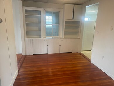 666 Humphrey St unit 3, Swampscott, MA 01907 - photo 2