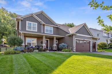 Photos Taken in Summer to Show Beauty of the Yard