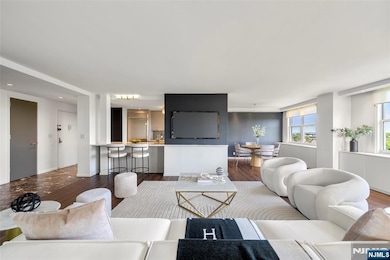 Beautifully Renovated Upscale