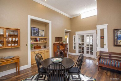 F-Dining room
