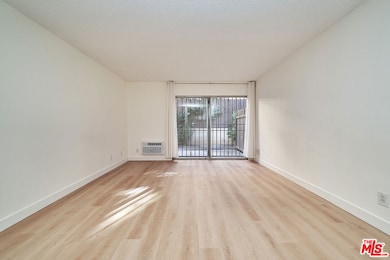 Garden Villas unit 120, Los Angeles, CA 90020 - photo 4