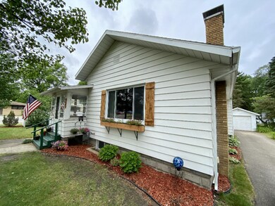 9662 Maplewood Ave, Bridgman, MI 49106 - photo 2