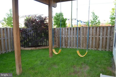 25393 Elm Terrace, Aldie, VA 20105 - photo 4