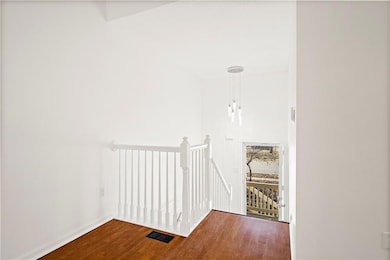 600 Andypaul Ct unit 602, Raymore, MO 64083 - photo 3