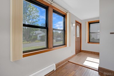 8 Anita Ave, Edison, NJ 08820 - photo 5