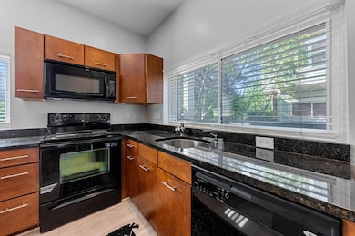 1088 Perry St unit A, Columbus, OH 43201 - photo 4