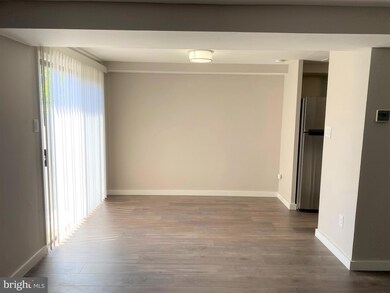 504 West Ct, Glen Burnie, MD 21061 - photo 2